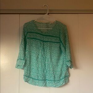 Skies Are Blue Green Boxy Blouse with Bib Collar